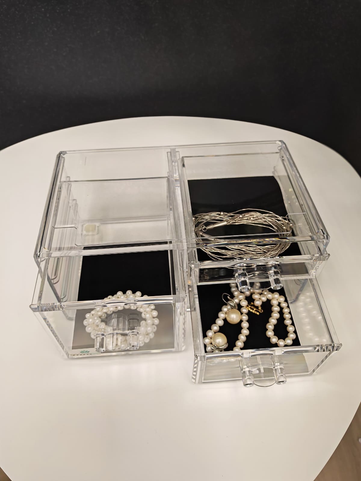 Elegantni Organizer